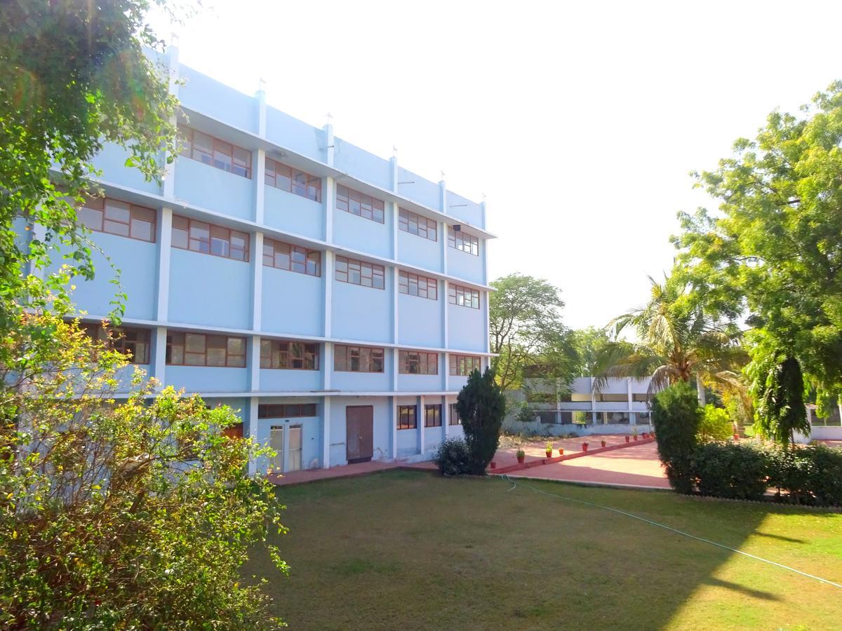 Hotel Utsav Nāthdwāra Екстериор снимка